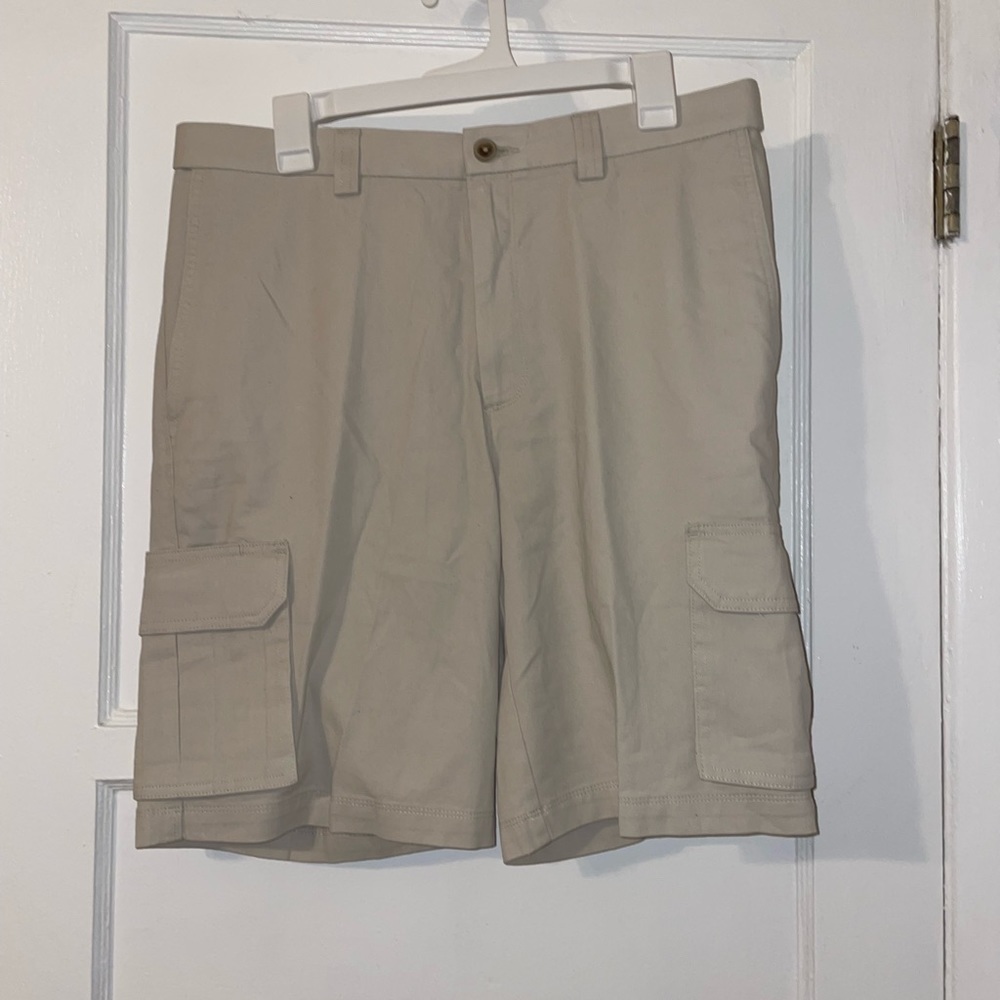 34 W Haggar Men shorts